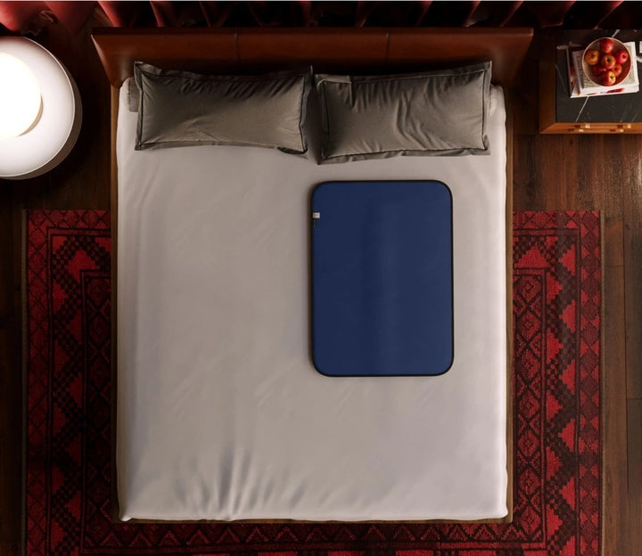 Liberator - Fascinator Throw Mini