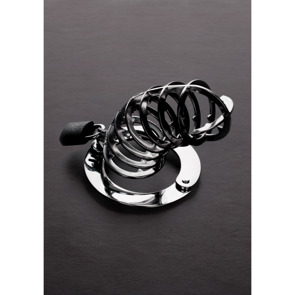 Shots Steel Peniskafig Mit Innenliegenden Dornen – Detailaufnahme Vorderseite