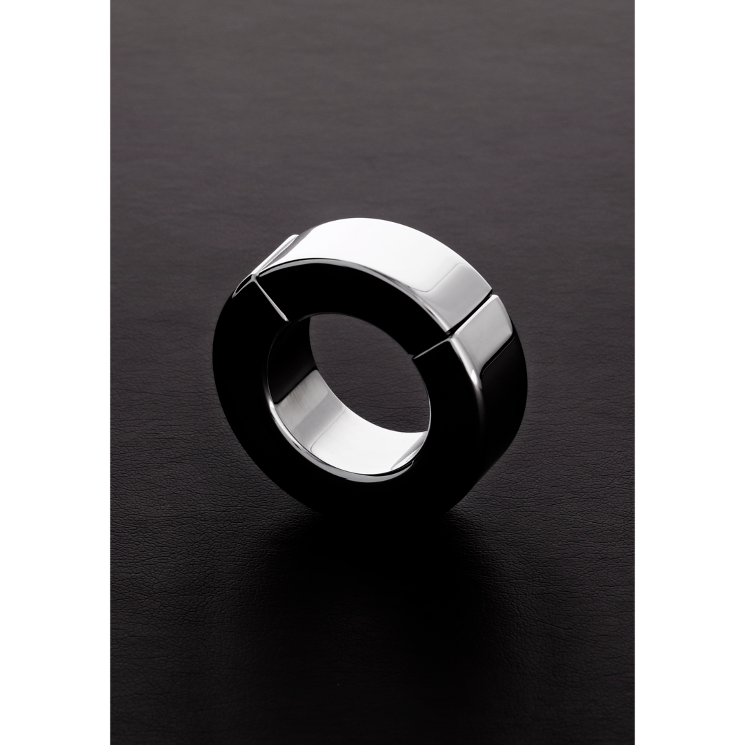 Shots Steel   Magnetischer Ballstretcher  (20X35Mm), silber, Edelstahl, Default Title – Hauptansicht: verführerisch präsentiert