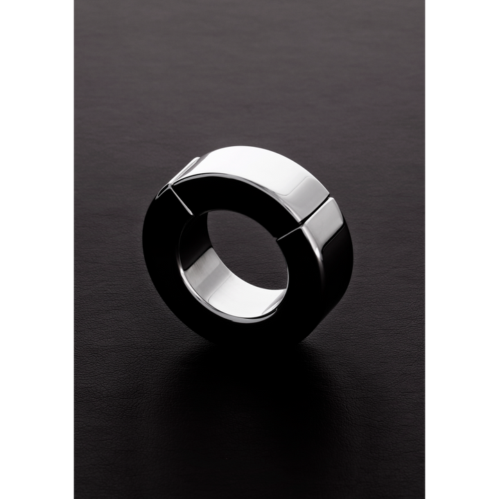 Shots Steel   Magnetischer Ballstretcher  (20X35Mm), silber, Edelstahl, Default Title – Hauptansicht: verführerisch präsentiert