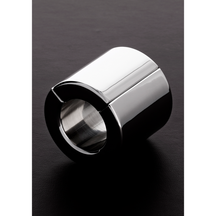 Shots Steel   Magnetischer Ballstretcher  (56X35Mm), silber, Edelstahl, Default Title – Hauptansicht: verführerisch präsentiert