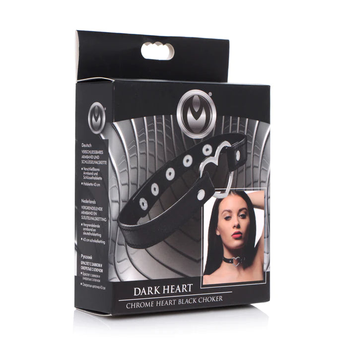Master Series Dark Heart Halsband Mit Verchromtem Herz – Zoom auf Verschluss/Label