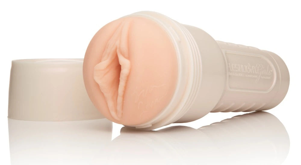 Fleshlight Eva Lovia Sugar Masturbator in hautfarben, realistisches Design aus hochwertigem SuperSkin-Material