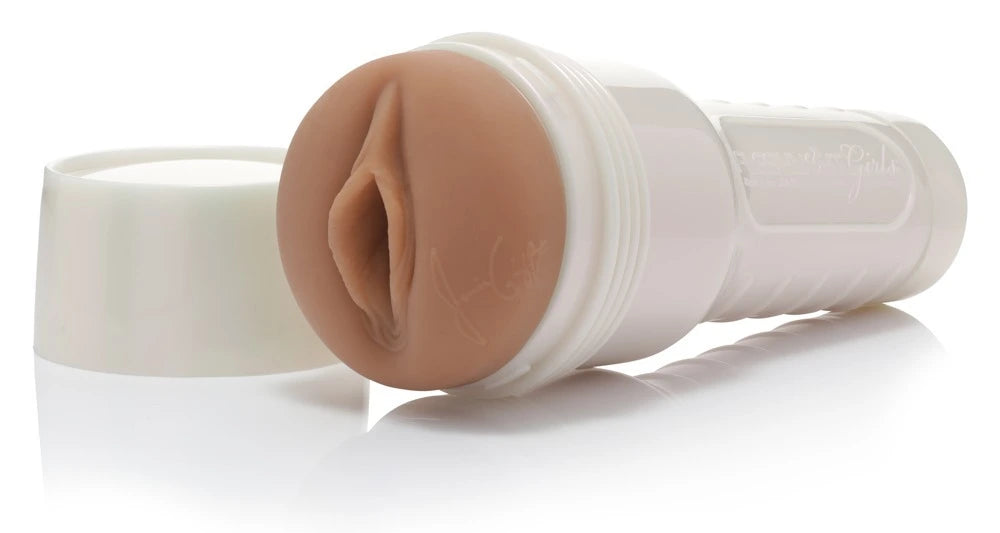 Fleshlight Janice Griffith Eden Masturbator in Hautton mit realistischer Textur und diskretem weißem Gehäuse