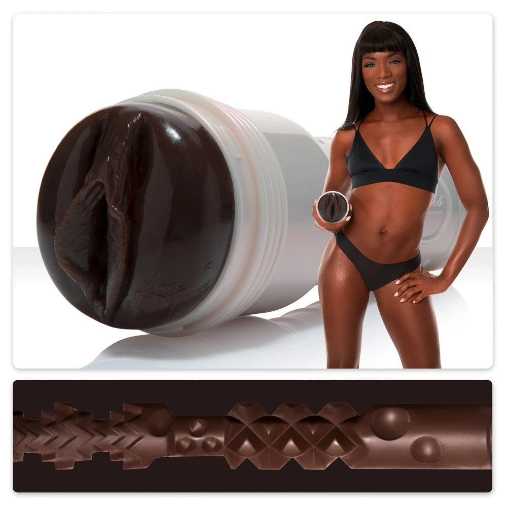 Fleshlight Ana Foxxx Silk Masturbator in Schokobraun mit strukturiertem Innenkanal und elegantem Design für intensives Vergnü