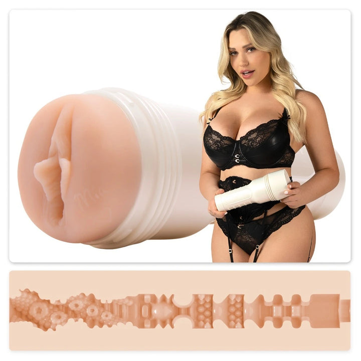 Fleshlight Mia Malkova LVL Up Masturbator in Hautton mit texturiertem Innenkanal – Premium-Vergnügungsprodukt für Herren