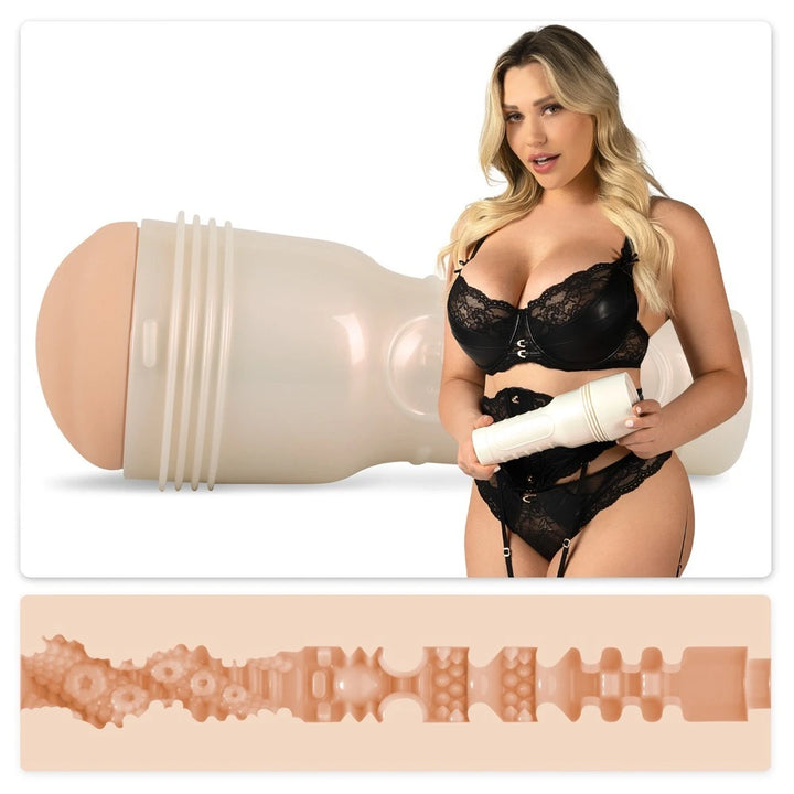 Fleshlight Mia Malkova LVL Up Masturbator in Hautfarbe mit strukturiertem Innenkanal, präsentiert von Mia Malkova in schwarze