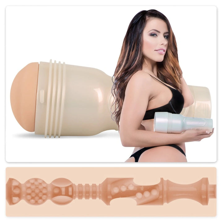 Fleshlight Adriana Chechik Next Level Masturbator in Hautton mit strukturiertem Innenkanal und elegantem Design