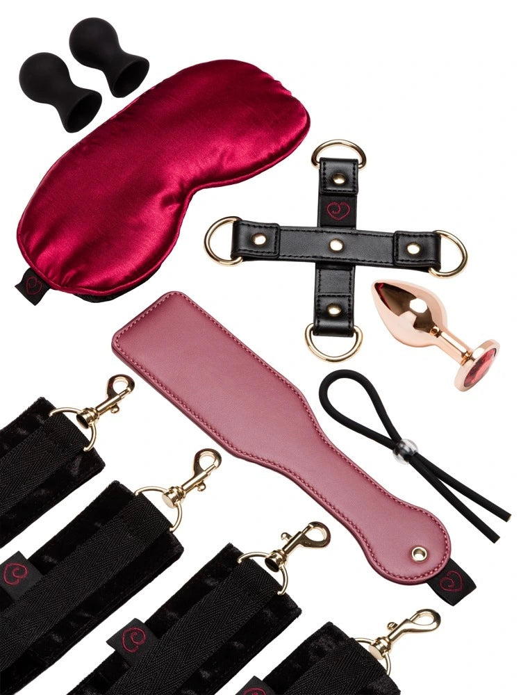 Soft-Bondage-Accessoires mit Fesseln, Maske und Ketten aus dem Adventskalender