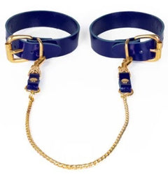 KinkySabine - Fußfesseln aus Leder mit Kette blau/gold