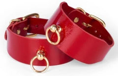 KinkySabine - Lederfußfesseln rot/gold
