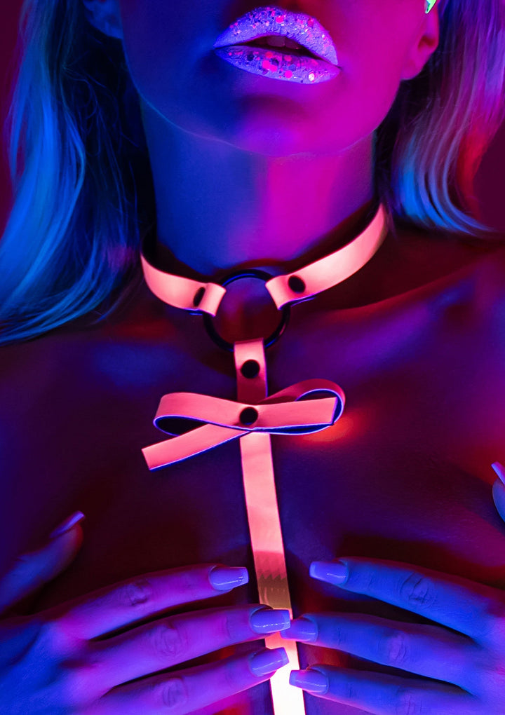 Taboom Seductive Harness with Bow 4