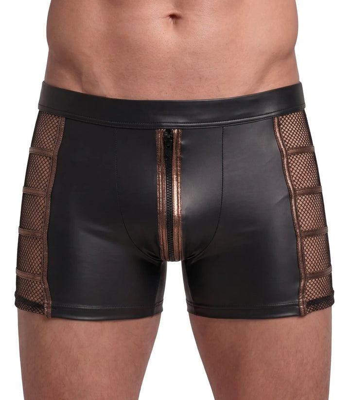 NEK Herren-Pants Schwarz am Model – frontale Produktansicht