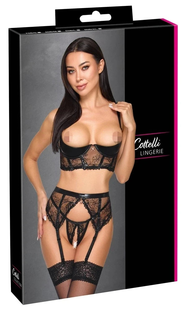 Cottelli Lingerie 3-teiliges Straps-Set ouvert, edler Wetlook & bestickter Tüll – Produktverpackung