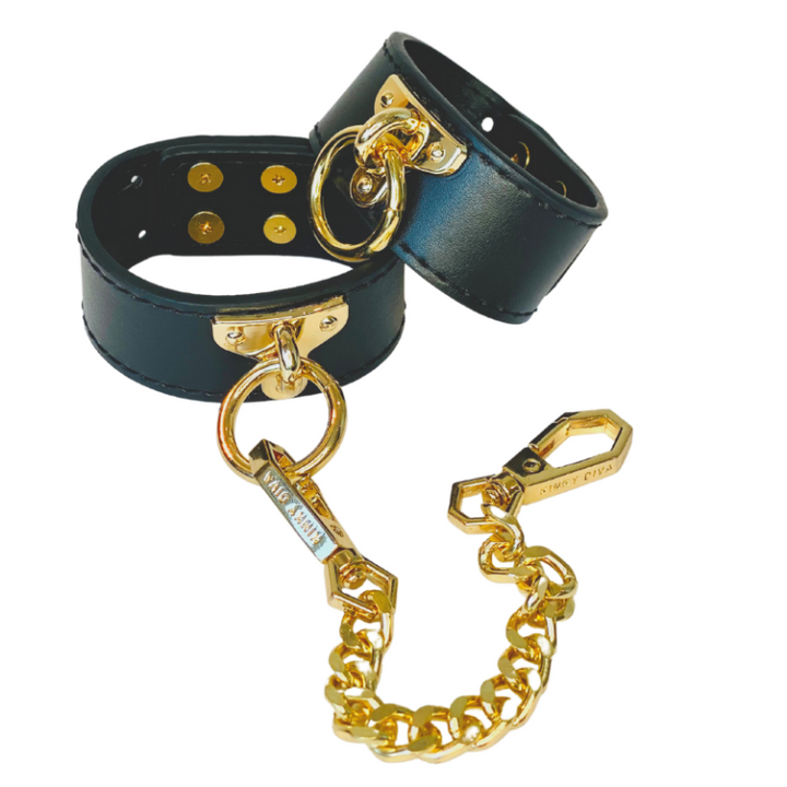 Kinky Diva Handfesseln Detailansicht