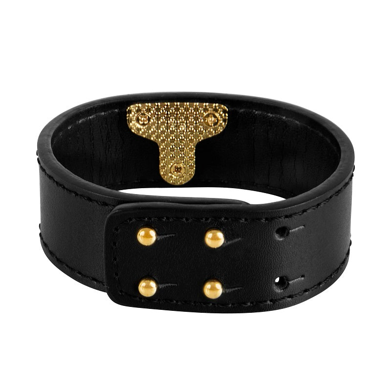 Kinky Diva Fußfesseln Schwarz/Gold – Verschluss