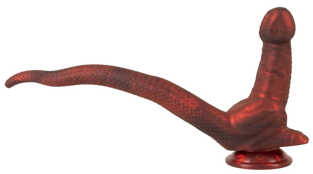 Beasty Cocks Panthera Doppeldildo in Dunkelrot, Fantasy-Design mit Schuppentextur und stabilem Saugfuß aus Silikon
