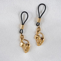 KS - Goldene Brustwarzen-Schmuckanhänger – Feline Eleganz