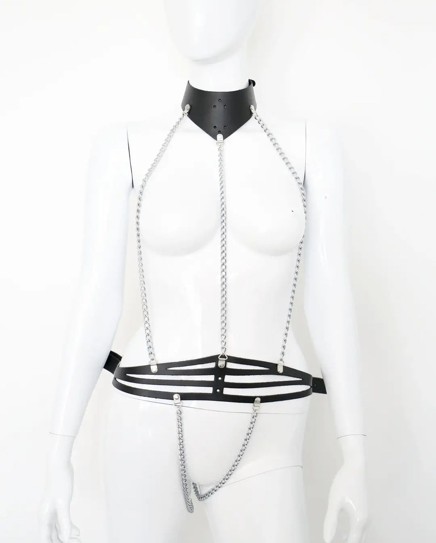 KinkySabine - Leder Harness "Steel Devotion"