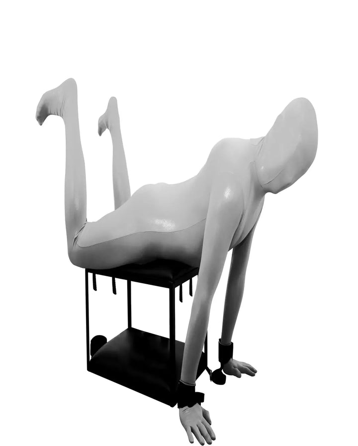 KinkySabine - Queening Chair "The Throne"