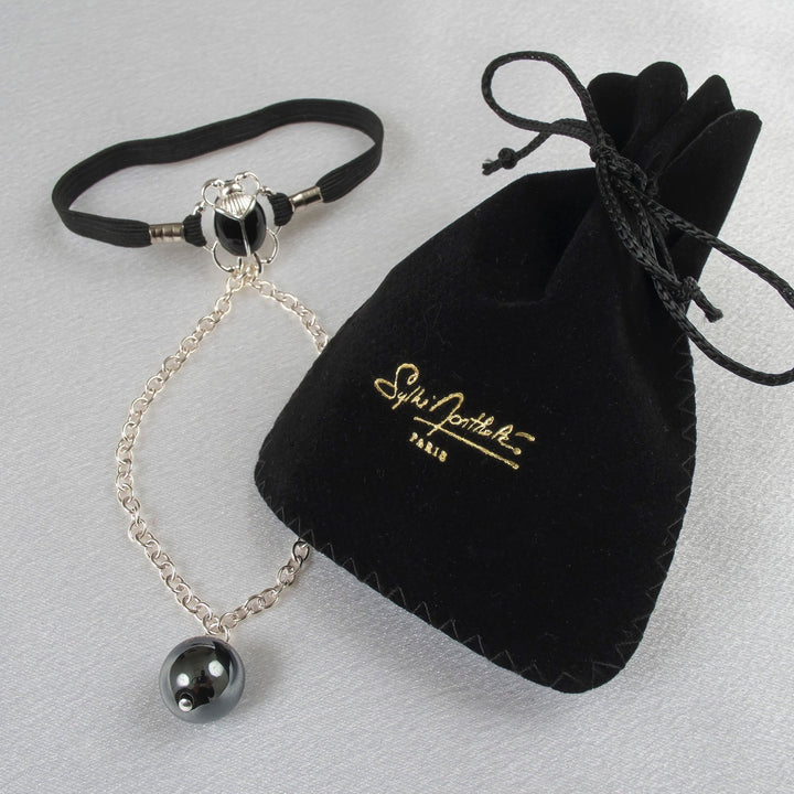 KS Skarabäus Penis-Schmuck Silber & Schwarz – Produktansicht