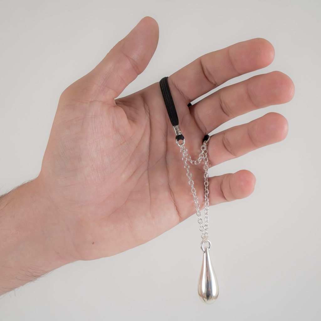 KS Silber Penisschmuck – elegante Kette mit Tropfenanhänger – Detailansicht 5