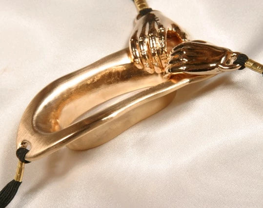 KS - Klitoris Schmuck “Schaukasten der Lust” Gold